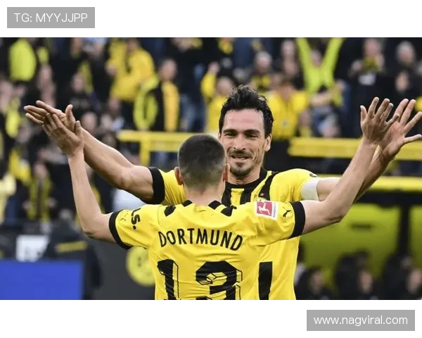 克鲁伊夫关键时刻表现分析：如何改变比赛格局及其影响发展